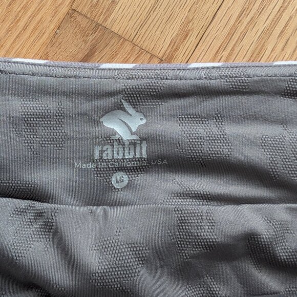 EUC Rabbit Catch Me If You Can Running Shorts Large Silver Filigree Stripe gray - Picture 7 of 11